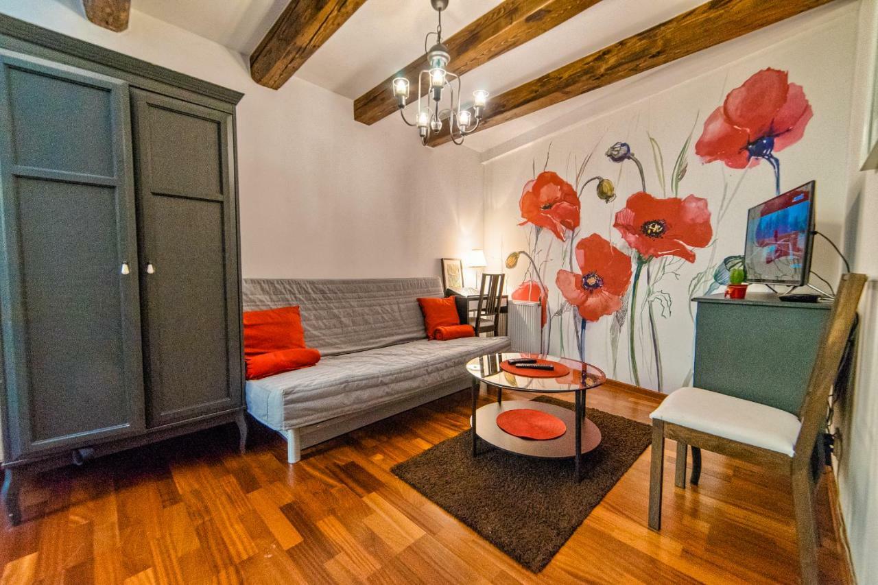 Quiet & Cosy Apt In The Heart Of Old Cracow Krakow Ngoại thất bức ảnh
